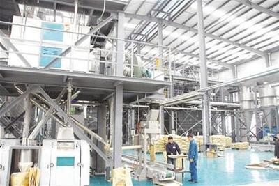 安徽天潤(rùn)化學(xué)工業(yè)股份有限公司 聚焦化工產(chǎn)品生產(chǎn)，打造高效安全的現(xiàn)代化辦公與生產(chǎn)環(huán)境